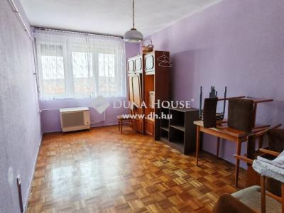 Eladó lakás Zalaegerszeg