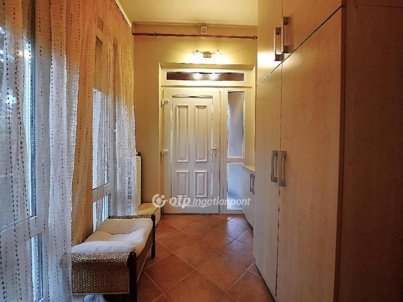 Eladó családi ház Siófok