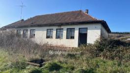 Eladó családi ház Szekszárd