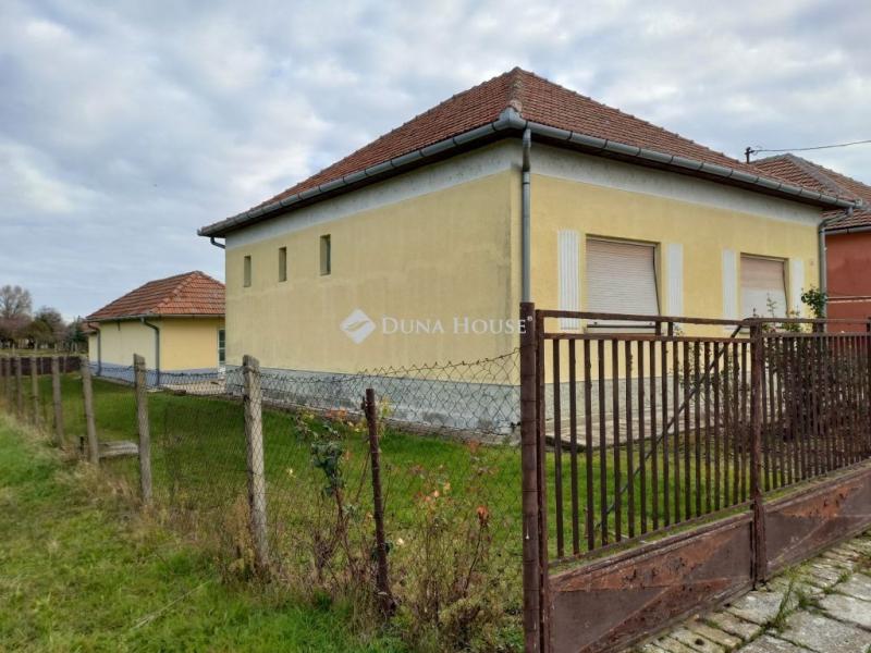 Eladó családi ház Kaszaper