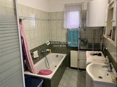 Eladó családi ház Pécs