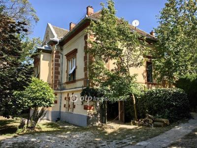 Eladó családi ház Törökbálint