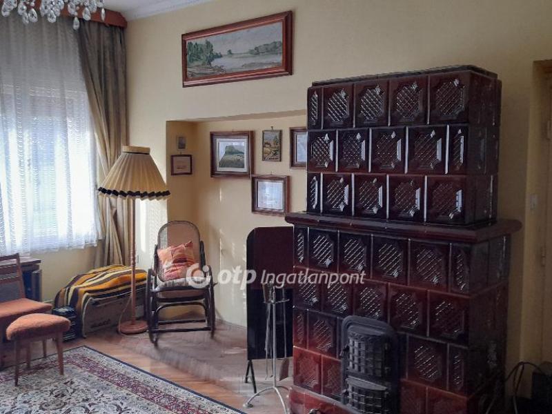 Eladó családi ház Szeged