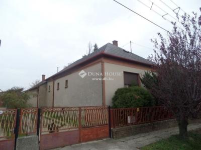 Eladó családi ház Pécs