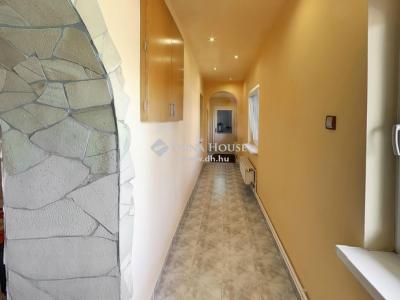 Eladó családi ház Mende