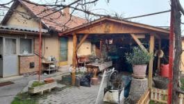 Eladó családi ház Szeged