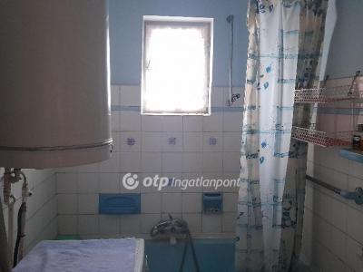 Eladó családi ház Szeged