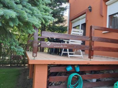 Eladó családi ház Vecsés