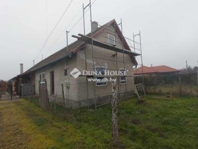Eladó ikerház Szentmártonkáta