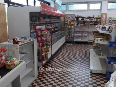 Eladó üzlethelység üzletházban Debrecen