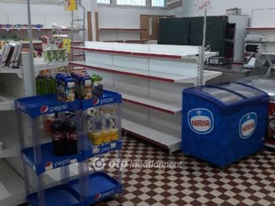 Eladó üzlethelység üzletházban Debrecen