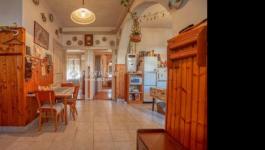 Eladó családi ház Budapest