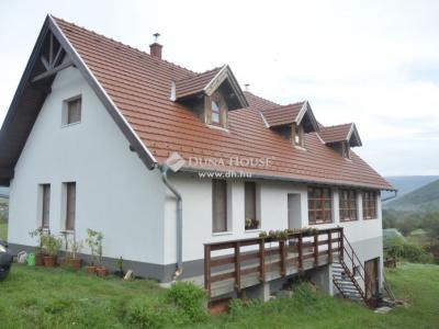Eladó családi ház Pilisszentlászló