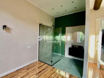 Eladó családi ház Véménd