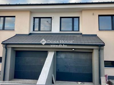 Eladó ikerház Budapest