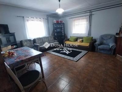 Eladó családi ház Nagykáta