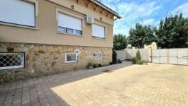 Eladó családi ház Budapest