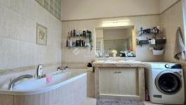 Eladó családi ház Budapest