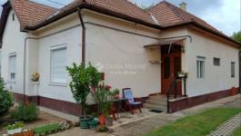 Eladó családi ház Budapest