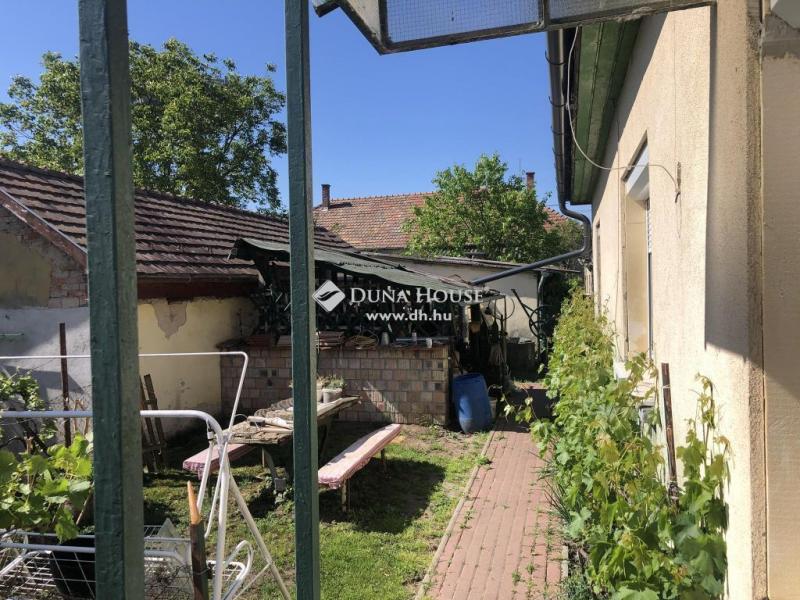 Eladó családi ház Kistarcsa