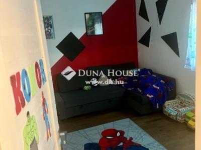 Eladó családi ház Esztergom