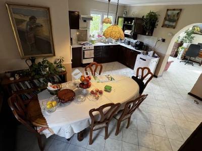 Eladó családi ház Budapest