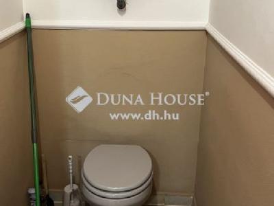 Eladó családi ház Budapest
