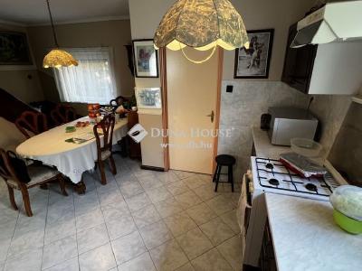 Eladó családi ház Budapest