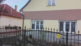 Eladó családi ház Debrecen