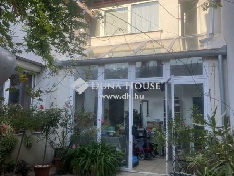 Eladó családi ház Debrecen