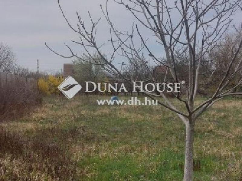 Eladó üdülőövezeti telek Szigetszentmiklós