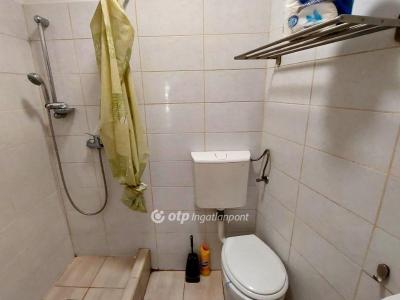 Eladó családi ház Cegléd