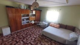 Eladó családi ház Fót