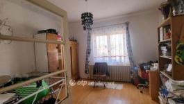 Eladó családi ház Mikepércs