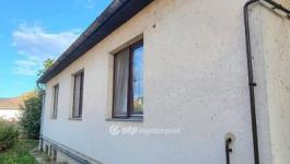 Eladó családi ház Mikepércs