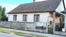 Eladó családi ház Mikepércs