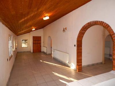 Eladó családi ház Páty