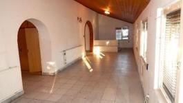 Eladó családi ház Páty