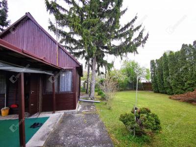 Eladó nyaraló Balatonkenese