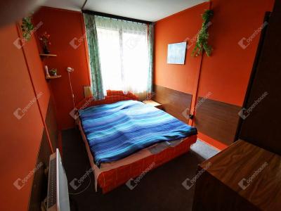 Eladó nyaraló Balatonkenese