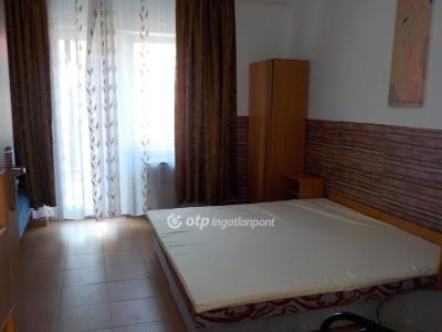 Eladó családi ház Balatonlelle