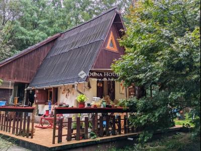 Eladó kastély Verőce