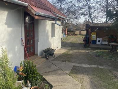 Eladó családi ház Kerekegyháza