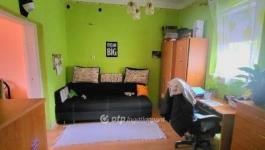 Eladó családi ház Mikepércs