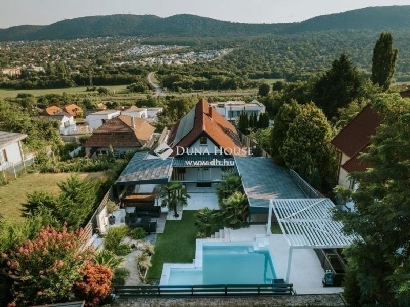 Eladó családi ház Budapest