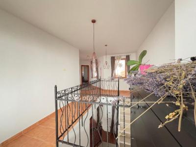 Eladó családi ház Piliscsaba