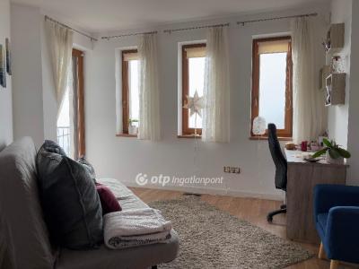 Eladó családi ház Piliscsaba