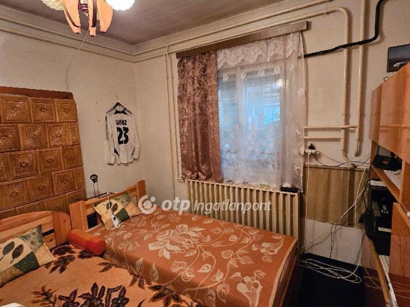 Eladó családi ház Jászboldogháza