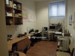 Eladó iroda családi házban Budapest