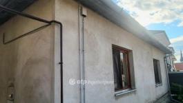 Eladó családi ház Mikepércs